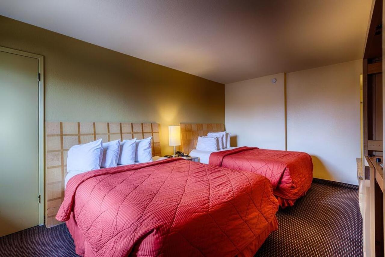 Howard Johnson By Wyndham Flagstaff Exterior photo
